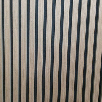 Confezione da 4 pannelli acustici quadrati in legno 600mm x 600mm con 1x adesivo in omaggio