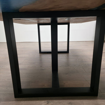 Tavolo da pranzo in noce indiano con bordo naturale in resina blu 210cm x 145cm